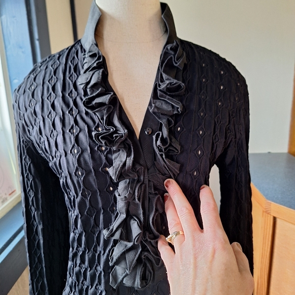 Naracamicie Black Stretch Eyelet Blouse, SIze Large12/14 - Picture 3 of 13